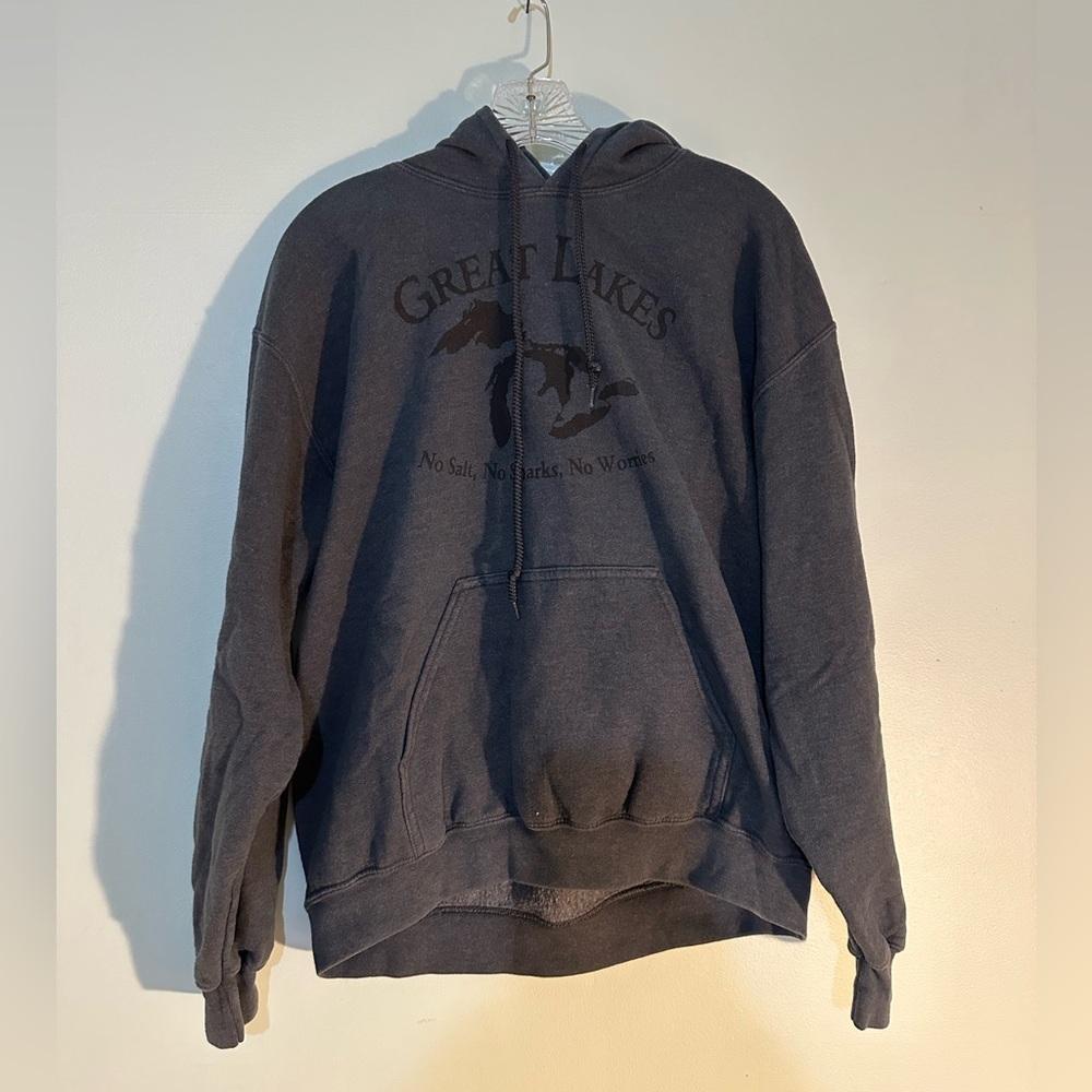 Michigan Great Lakes Sweatshirt - M